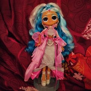 LOL OMG Splash Beauty Doll